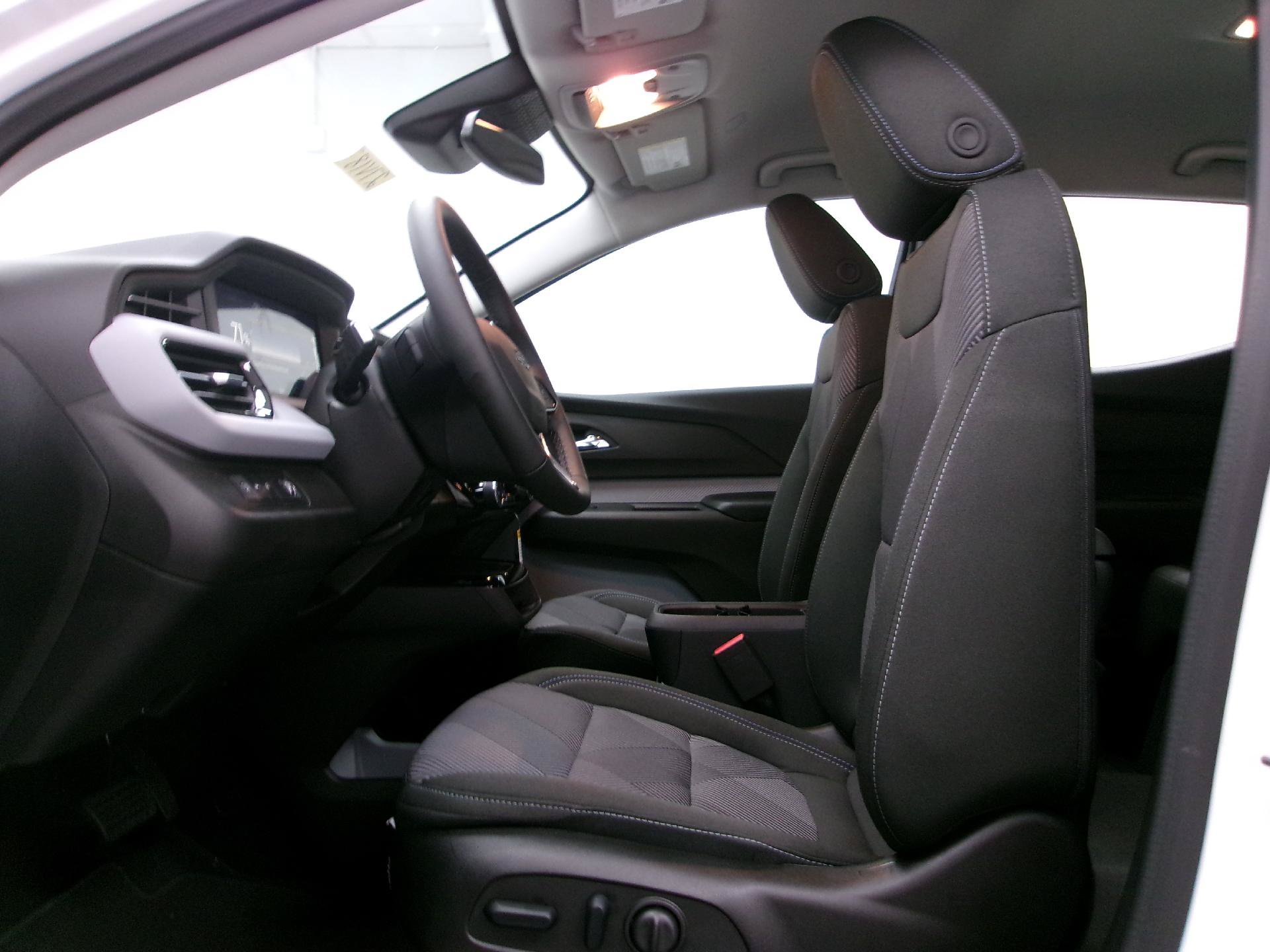New 2027 Chevrolet Bolt LT w/ Comfort Package FWD image 8