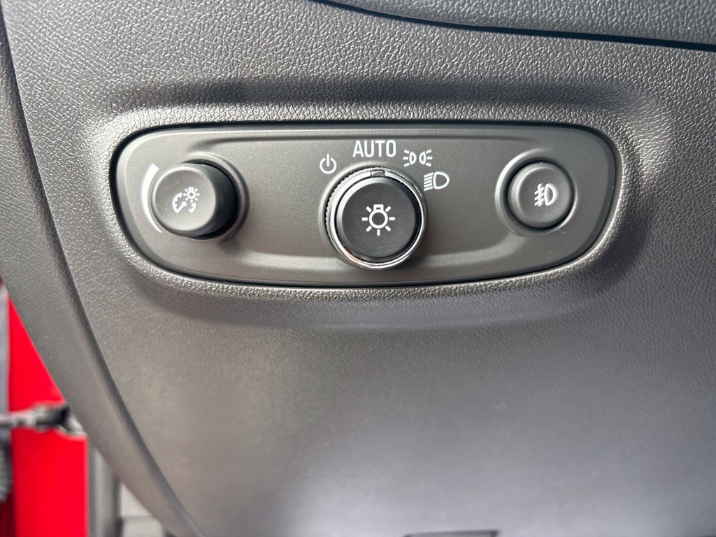Used 2024 Chevrolet Equinox Premier FWD image 15