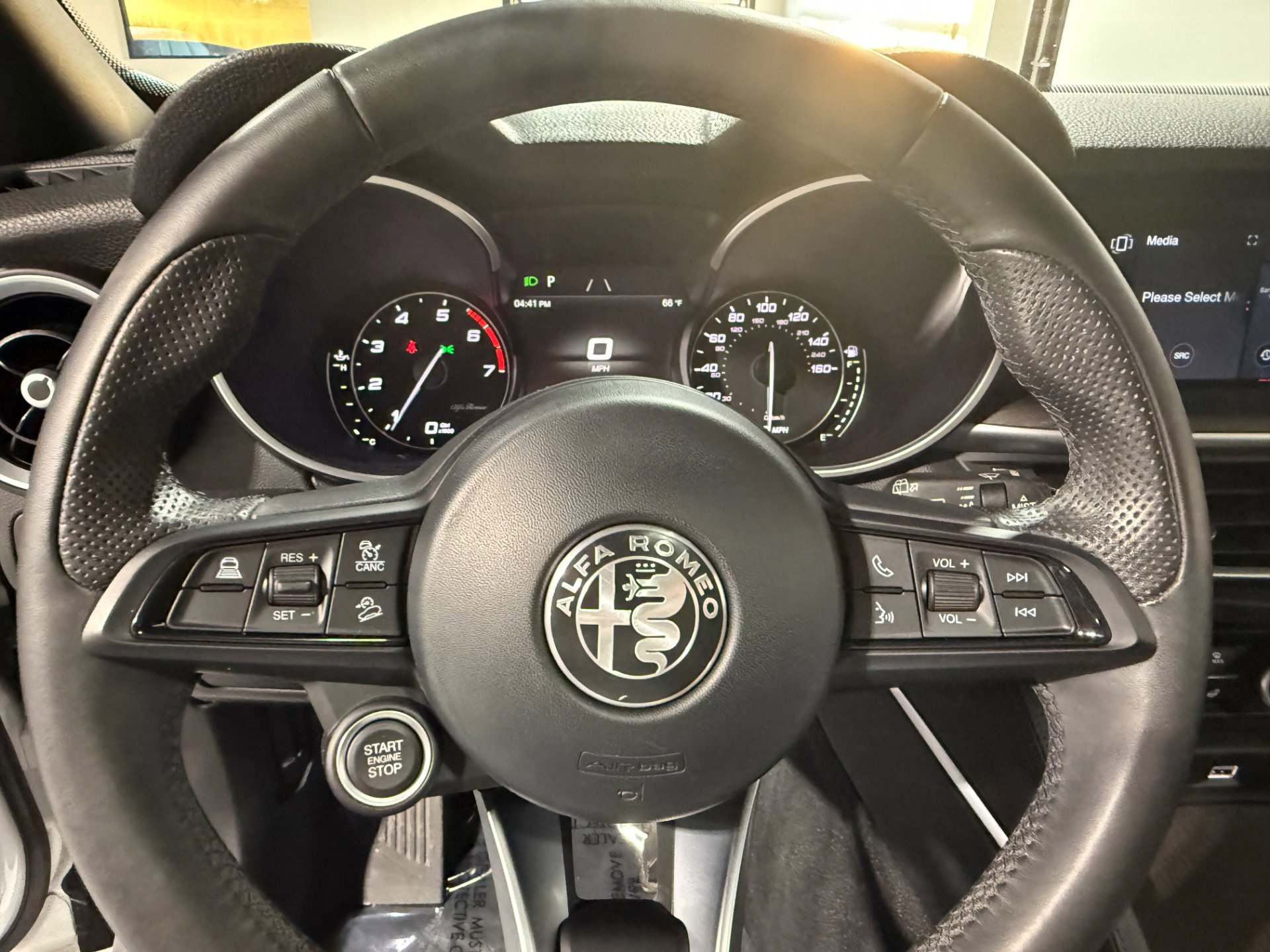 Used 2022 Alfa Romeo Stelvio Ti image 21