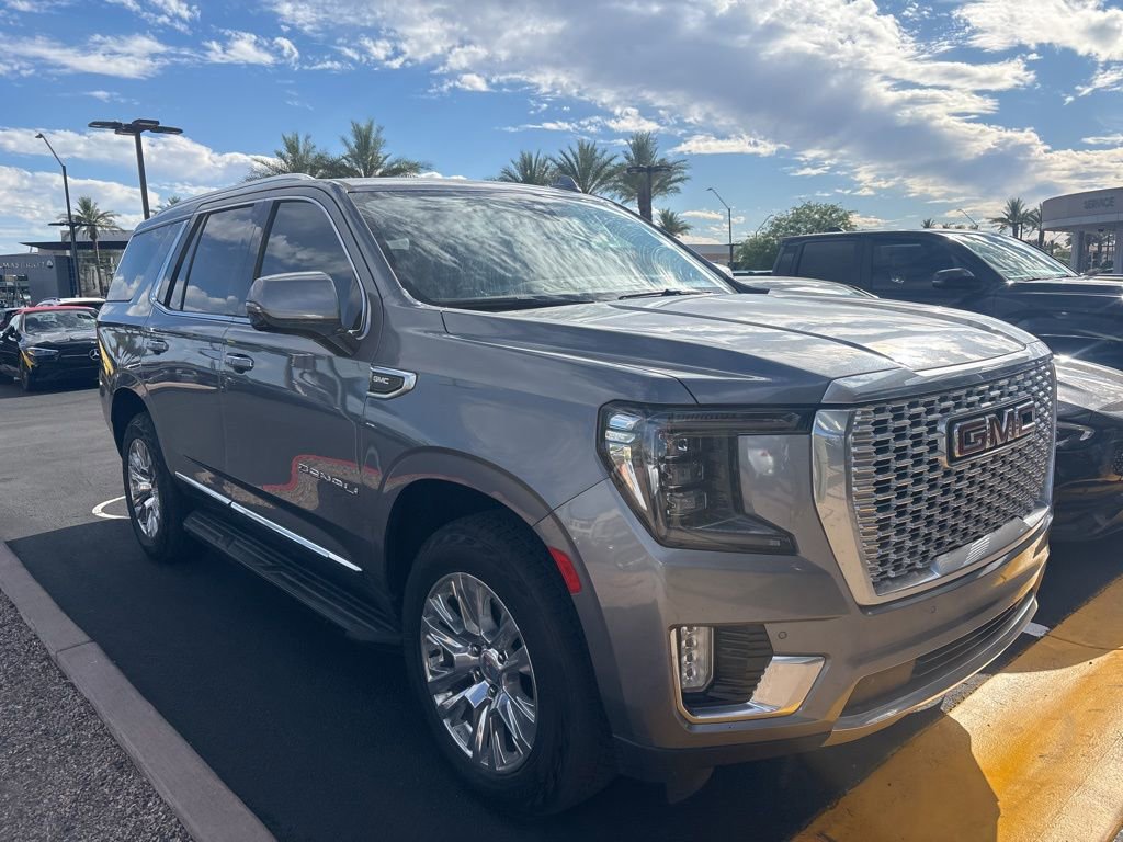 Used 2021 GMC Yukon Denali image 2