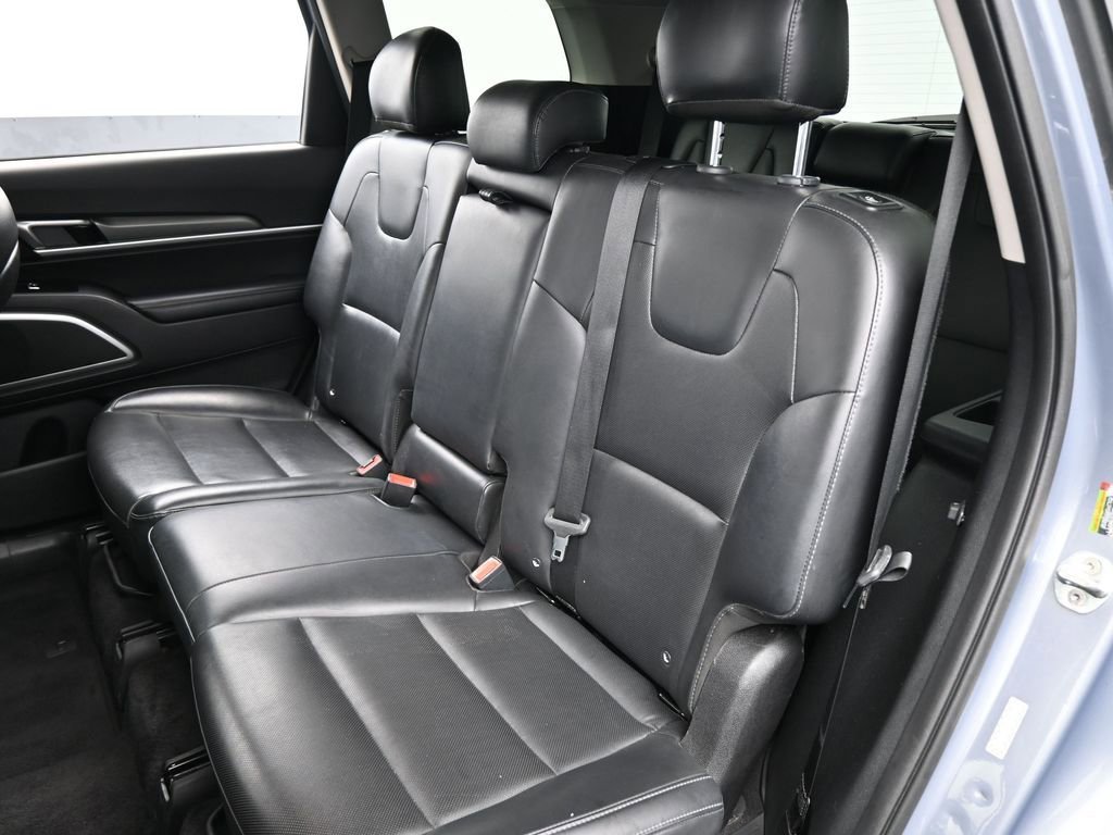 Used 2021 Kia Telluride LX image 34