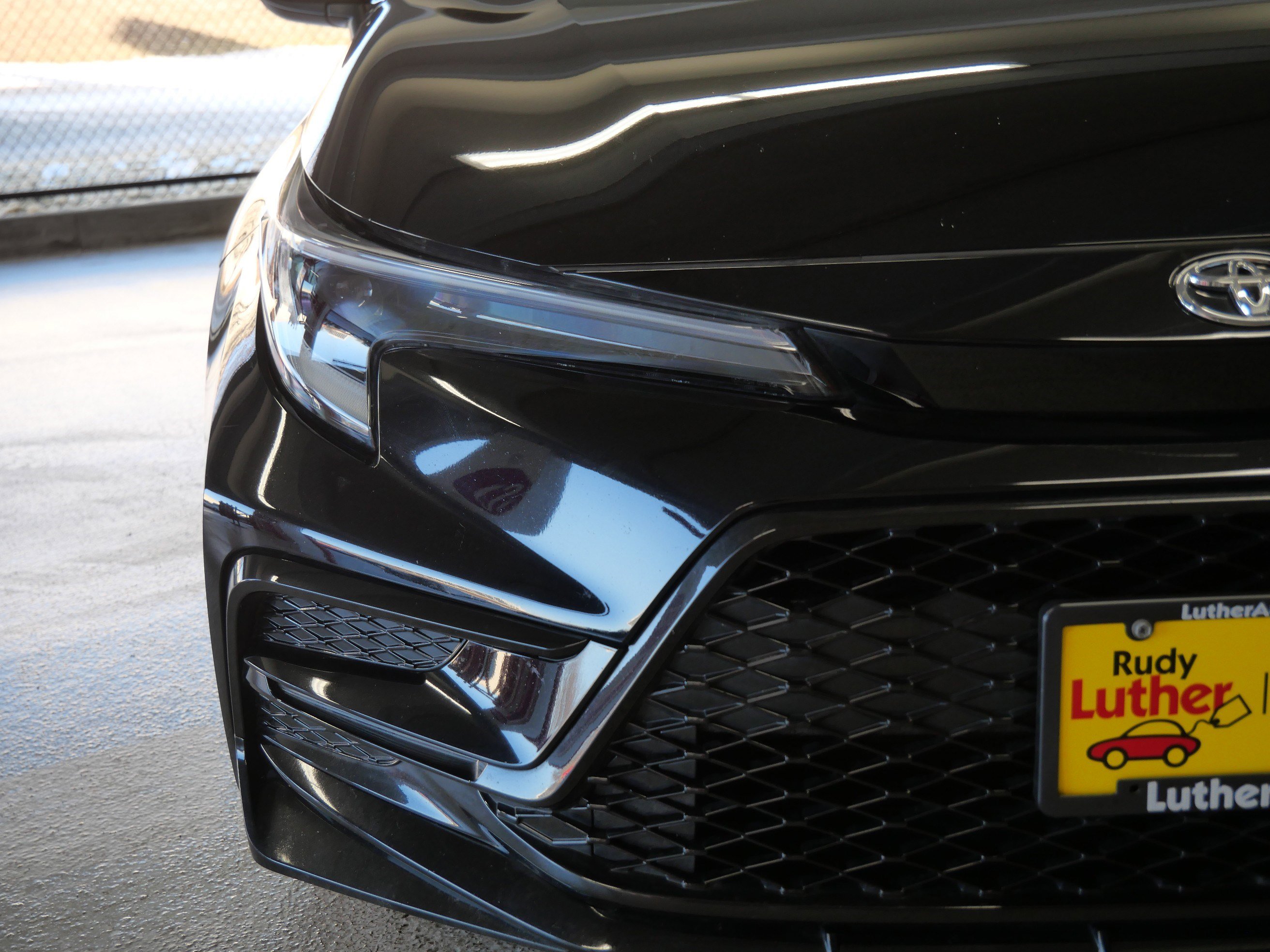 Certified 2023 Toyota Corolla SE w/ SE Premium Package image 17