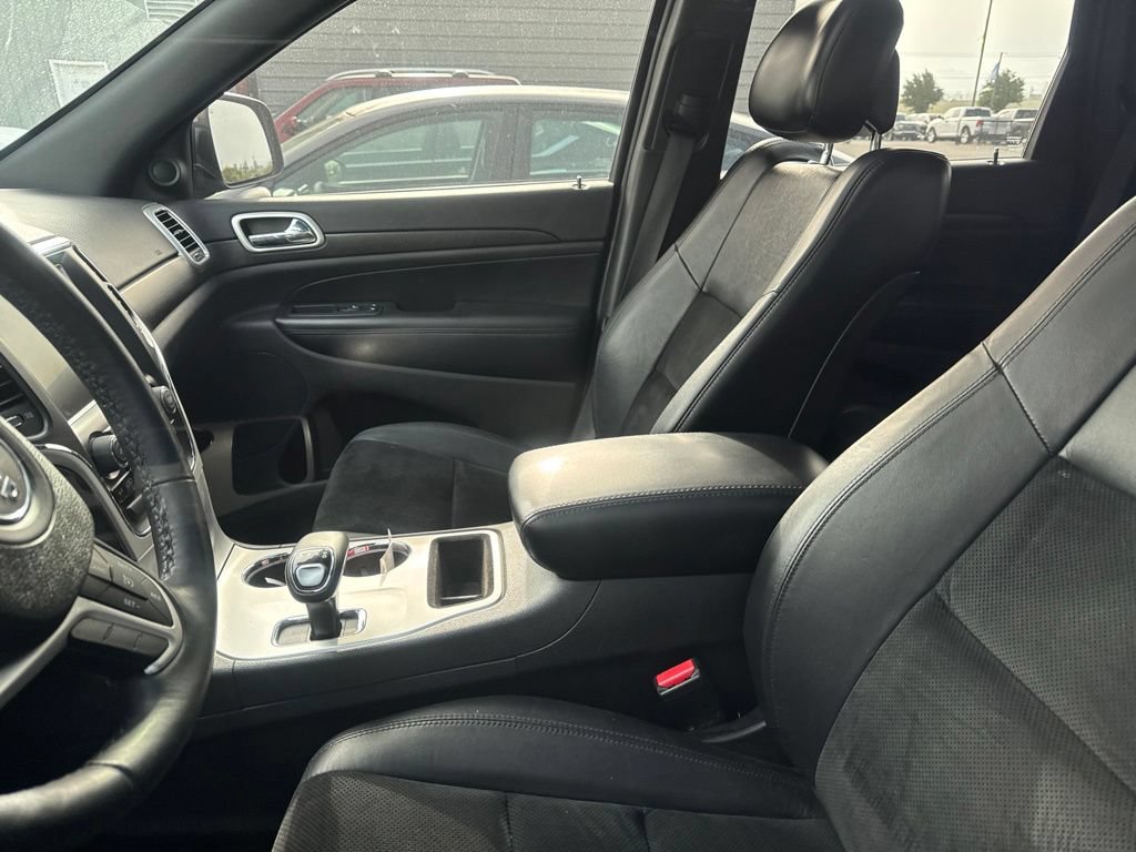 Used 2015 Jeep Grand Cherokee Altitude AWD/4WD image 7