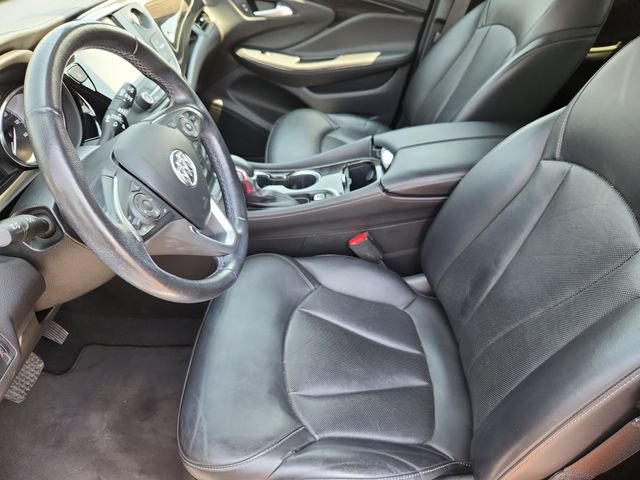 Used 2020 Buick Envision Essence FWD image 13