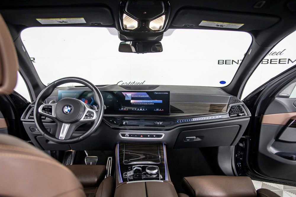 Used 2024 BMW X5 sDrive40i w/ M Sport Package RWD image 28