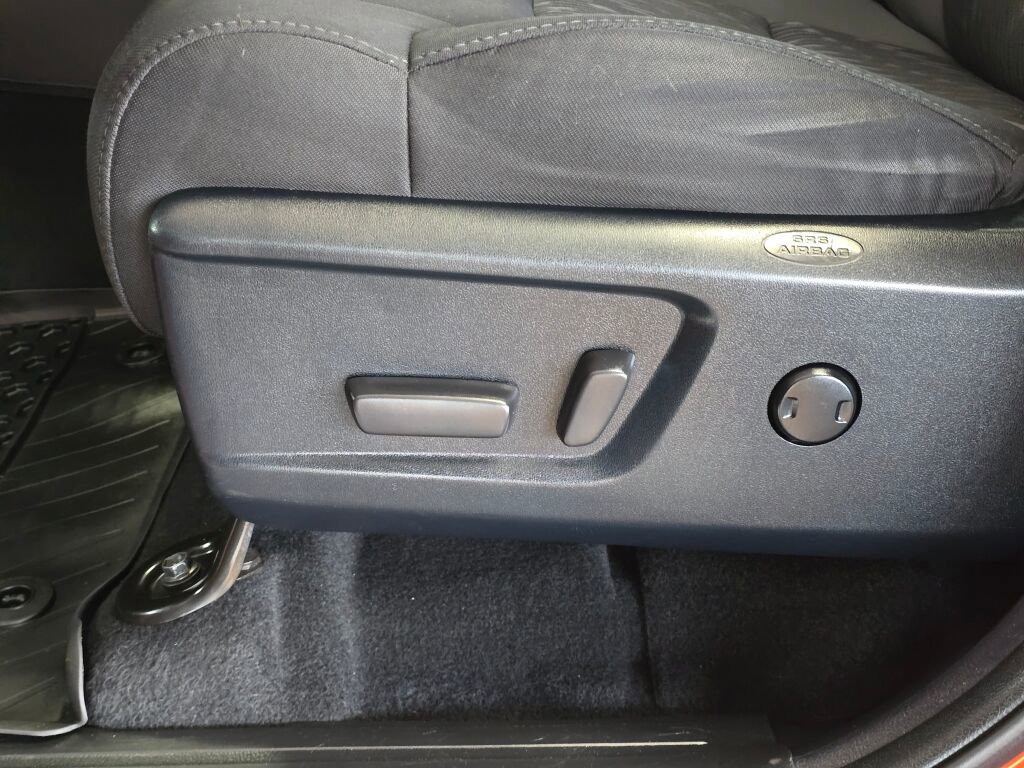 Used 2018 Toyota Tundra Limited image 23