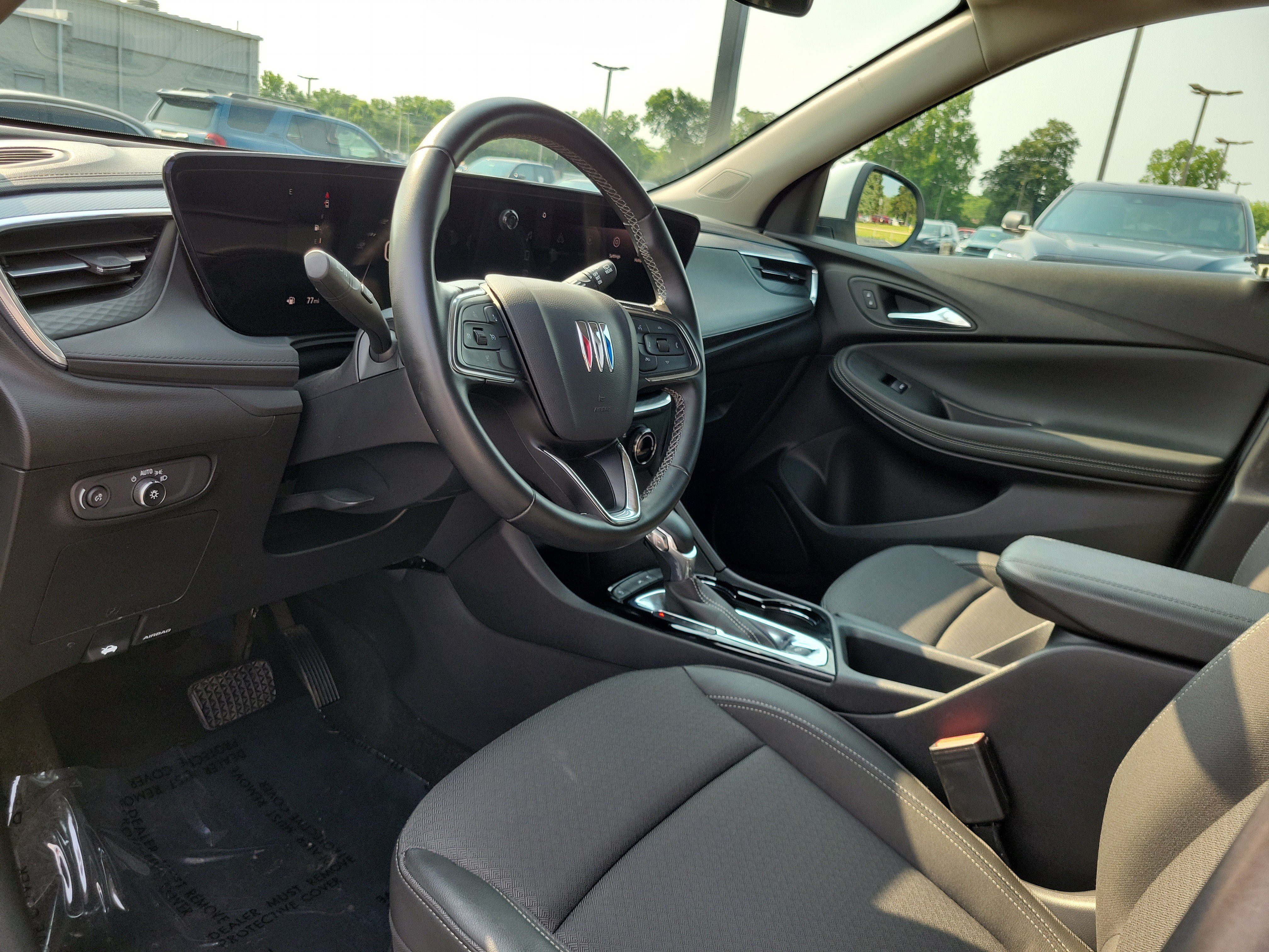 Used 2024 Buick Encore GX Preferred FWD image 19
