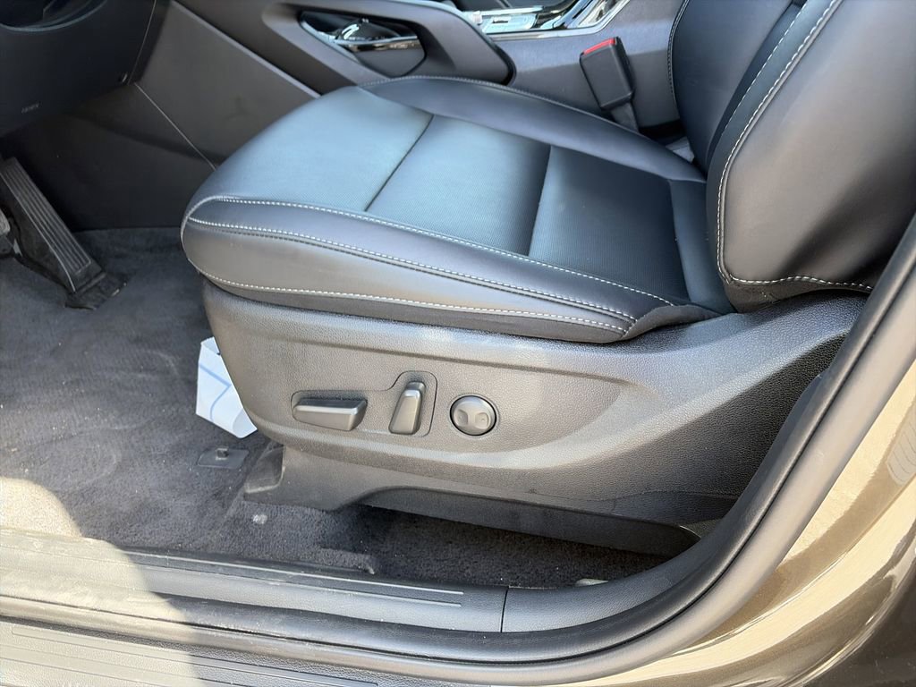 Used 2025 Kia Telluride S image 13
