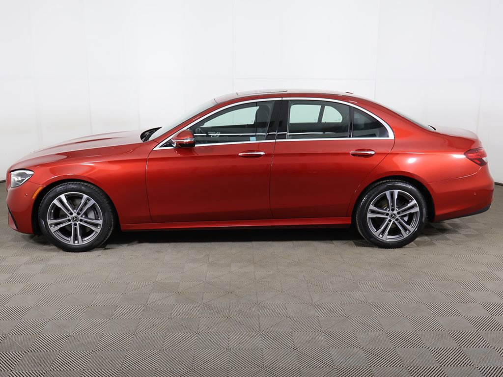 Used 2021 Mercedes-Benz E 350 4MATIC Sedan w/ Premium Package image 18
