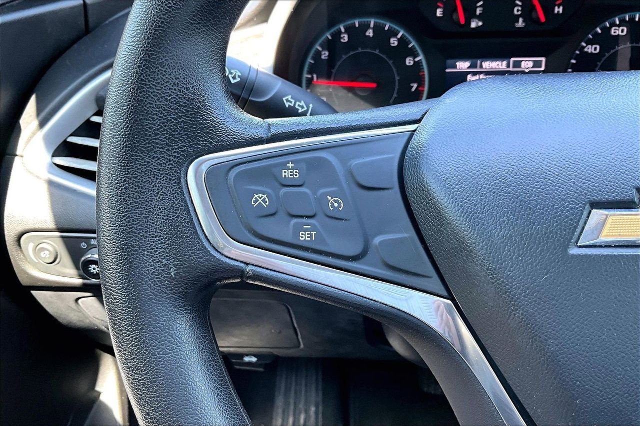 Used 2018 Chevrolet Malibu LS FWD image 26
