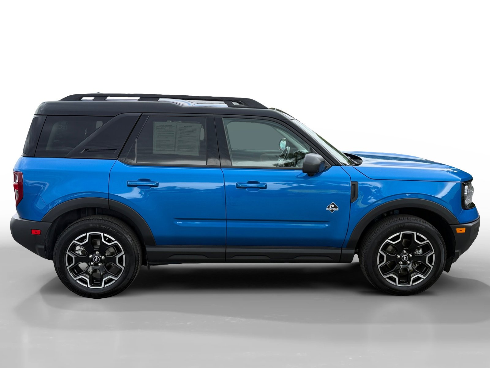 Certified 2025 Ford Bronco Sport Outer Banks w/ Outer Banks Tech Package+ AWD/4WD image 6