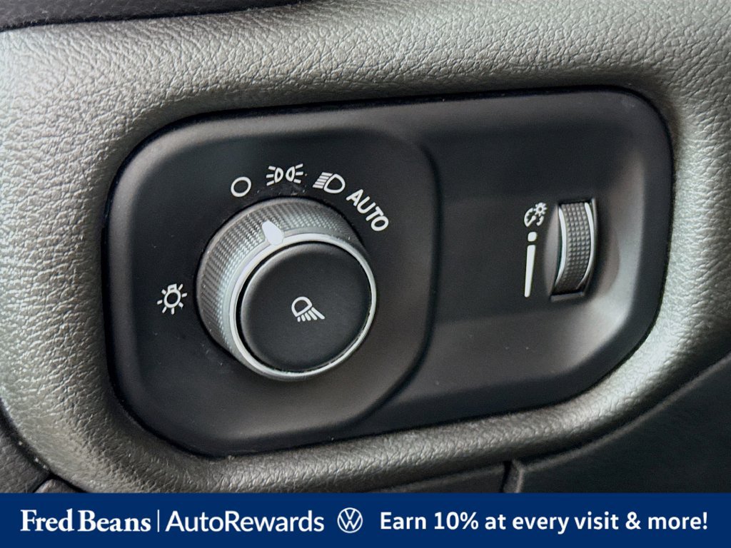 Used 2023 RAM 1500 Lone Star AWD/4WD image 11