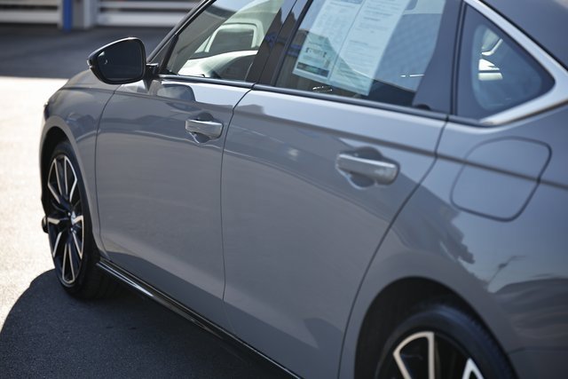 Used 2025 Honda Accord Touring image 5