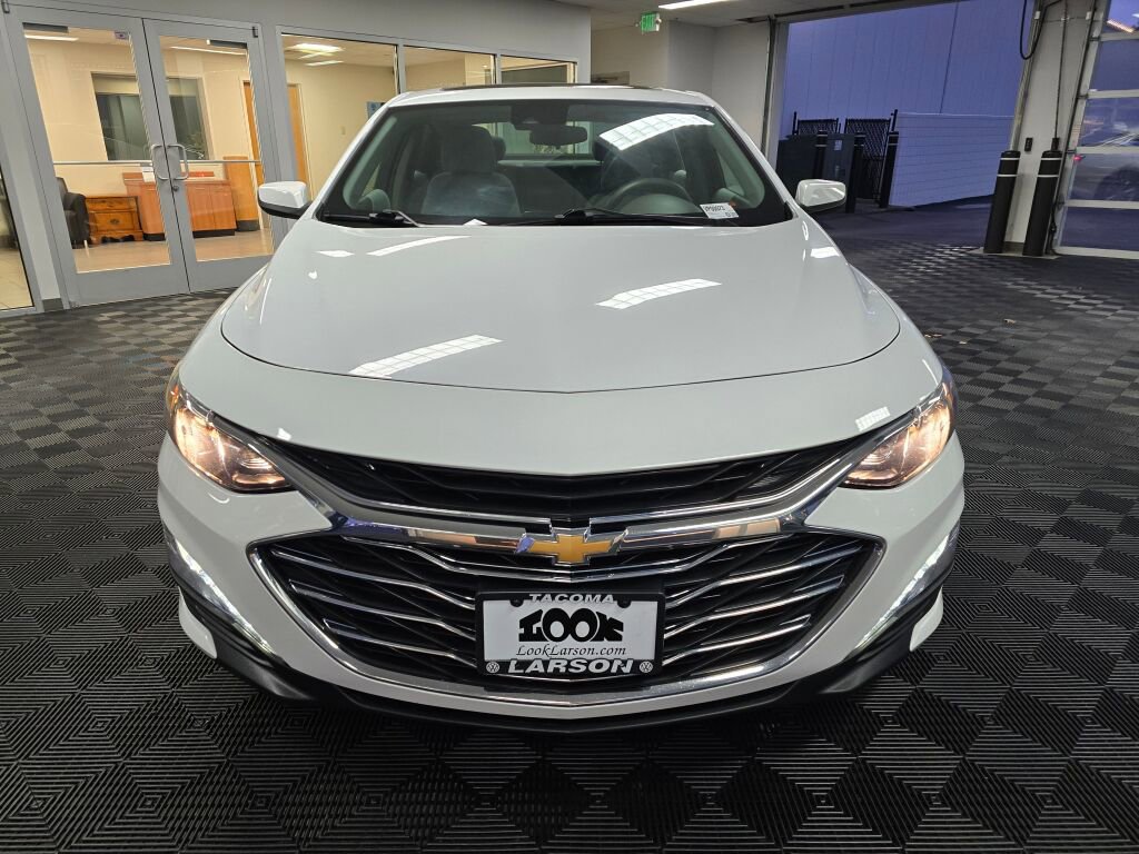 Used 2024 Chevrolet Malibu LT image 9