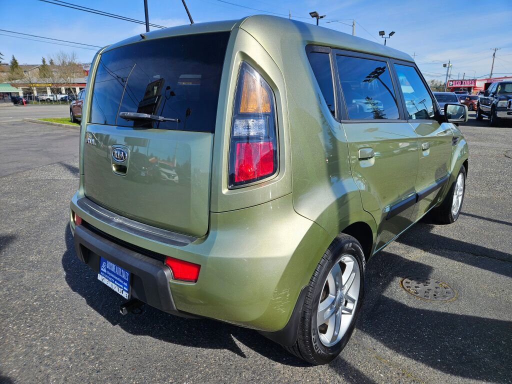 Used 2013 Honda Fit image 30