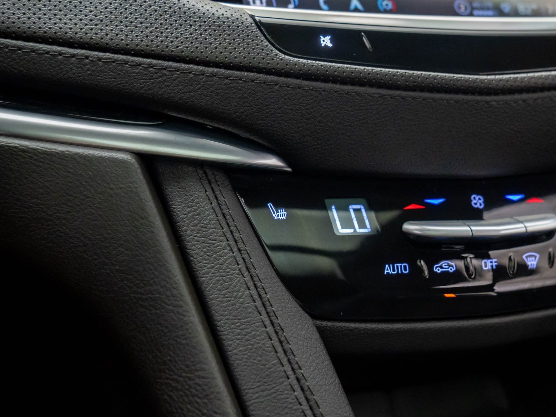 New 2025 Cadillac XT5 Premium Luxury w/ Technology Package image 29