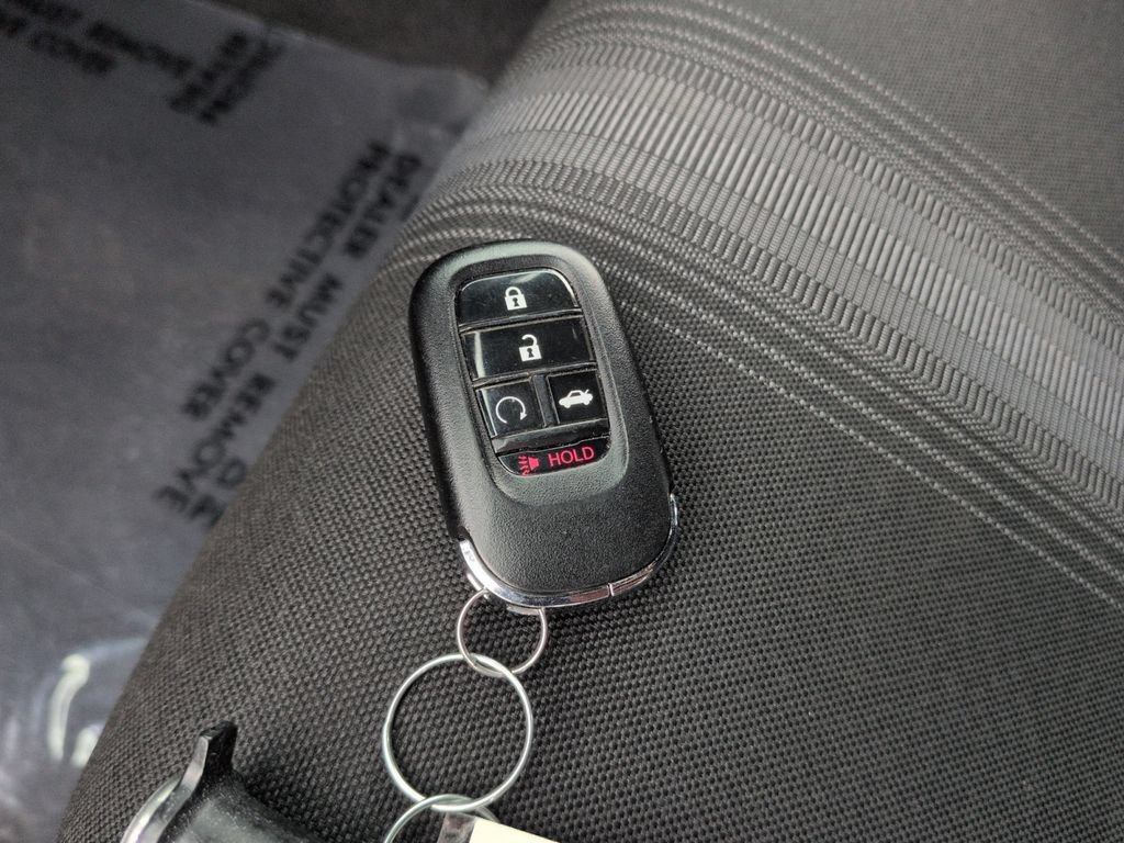Used 2025 Honda Civic Sport image 30