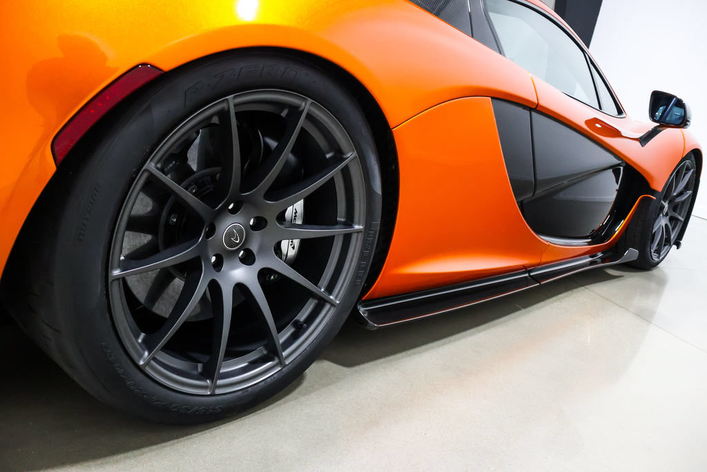 Used 2014 McLaren P1 RWD image 29