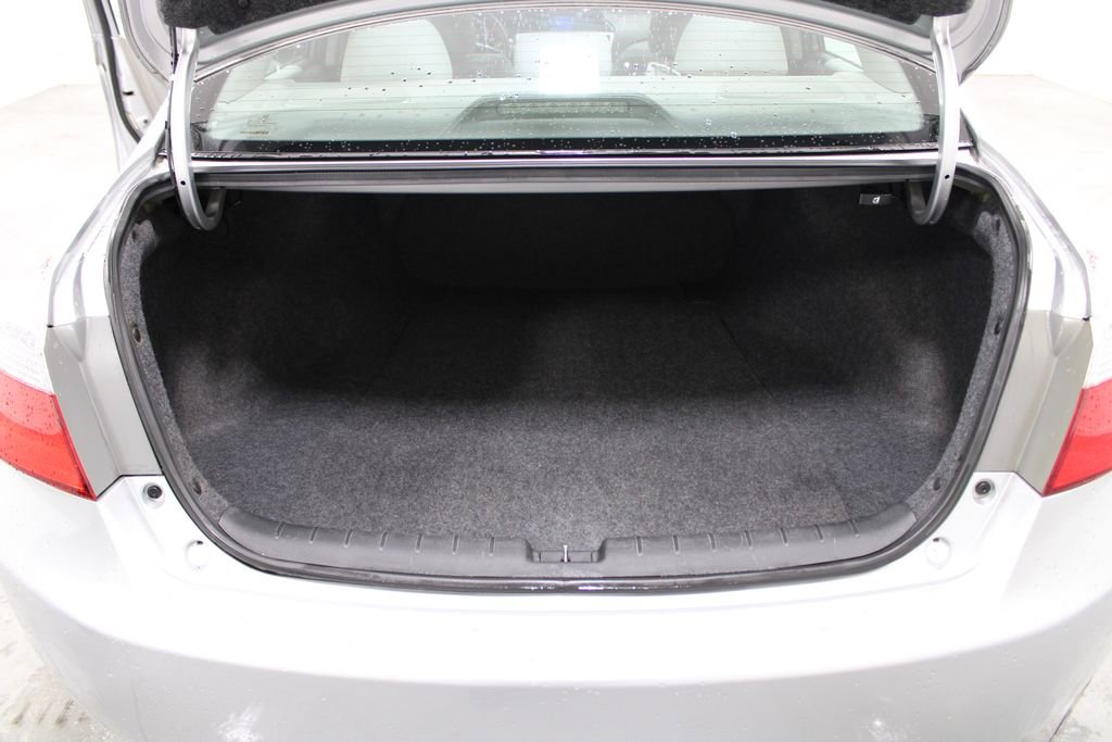 Used 2013 Honda Accord LX image 14