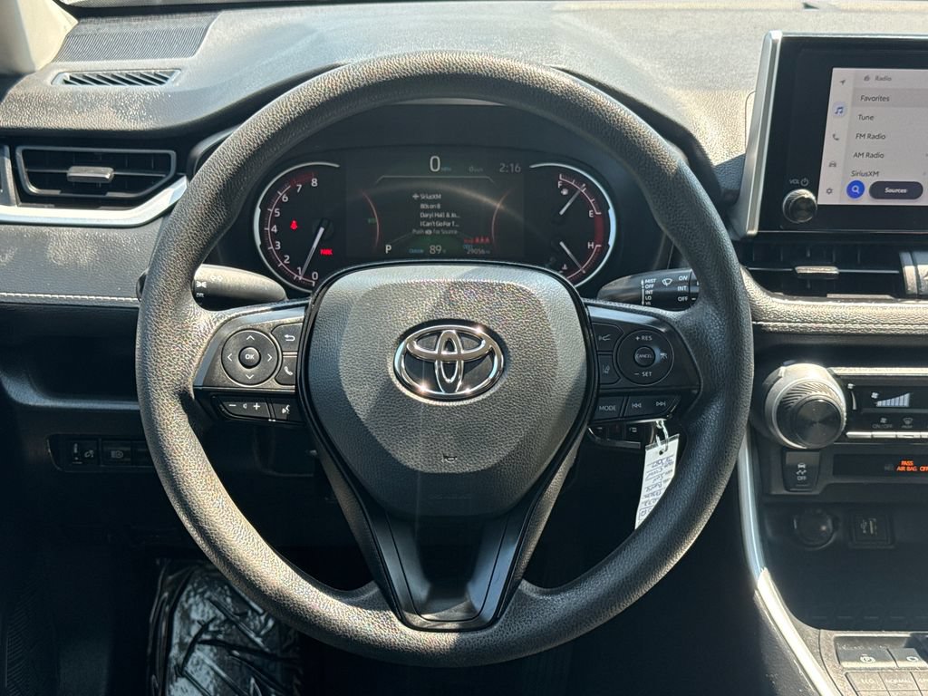 Used 2023 Toyota RAV4 LE AWD/4WD image 13
