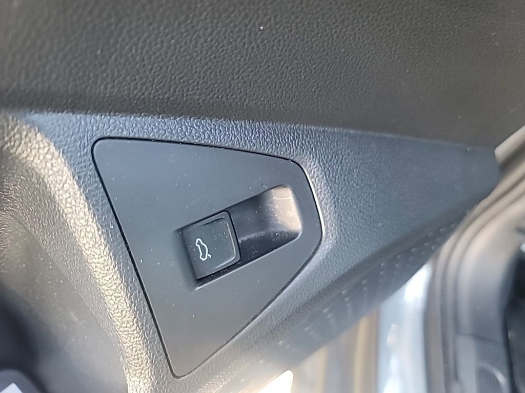 Used 2025 Volkswagen Jetta Sport FWD image 14