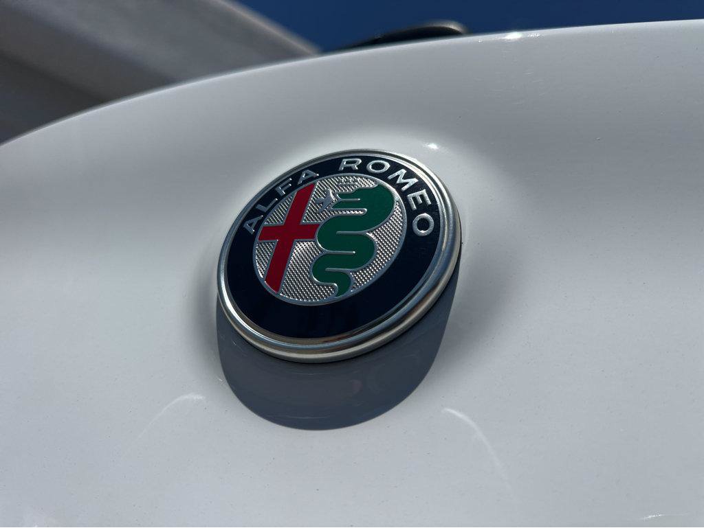 Used 2023 Alfa Romeo Stelvio Sprint RWD image 45