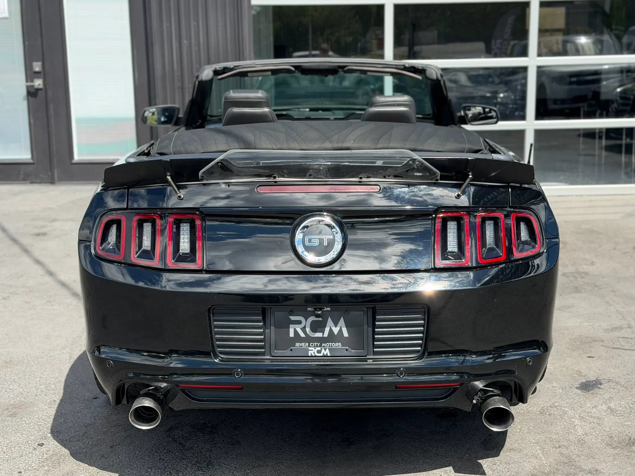 Used 2014 Ford Mustang GT w/ Electronics Package RWD image 17