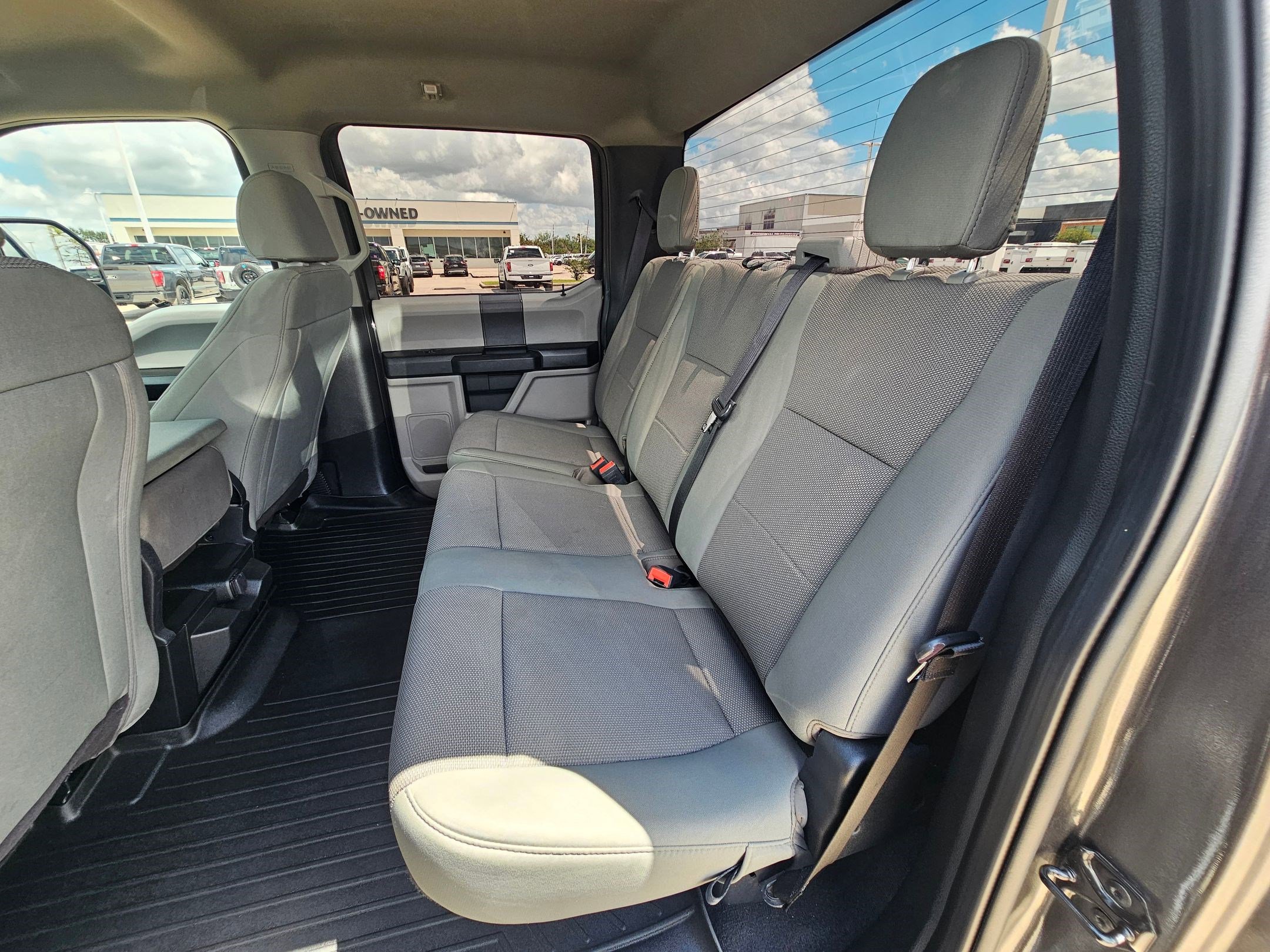 Used 2020 Ford F250 XL w/ STX Appearance Package image 24