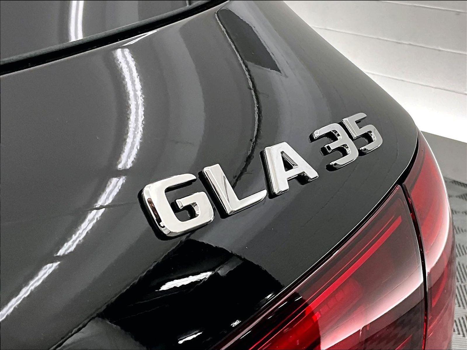 Used 2026 Mercedes-Benz GLA 35 AMG 4MATIC image 31