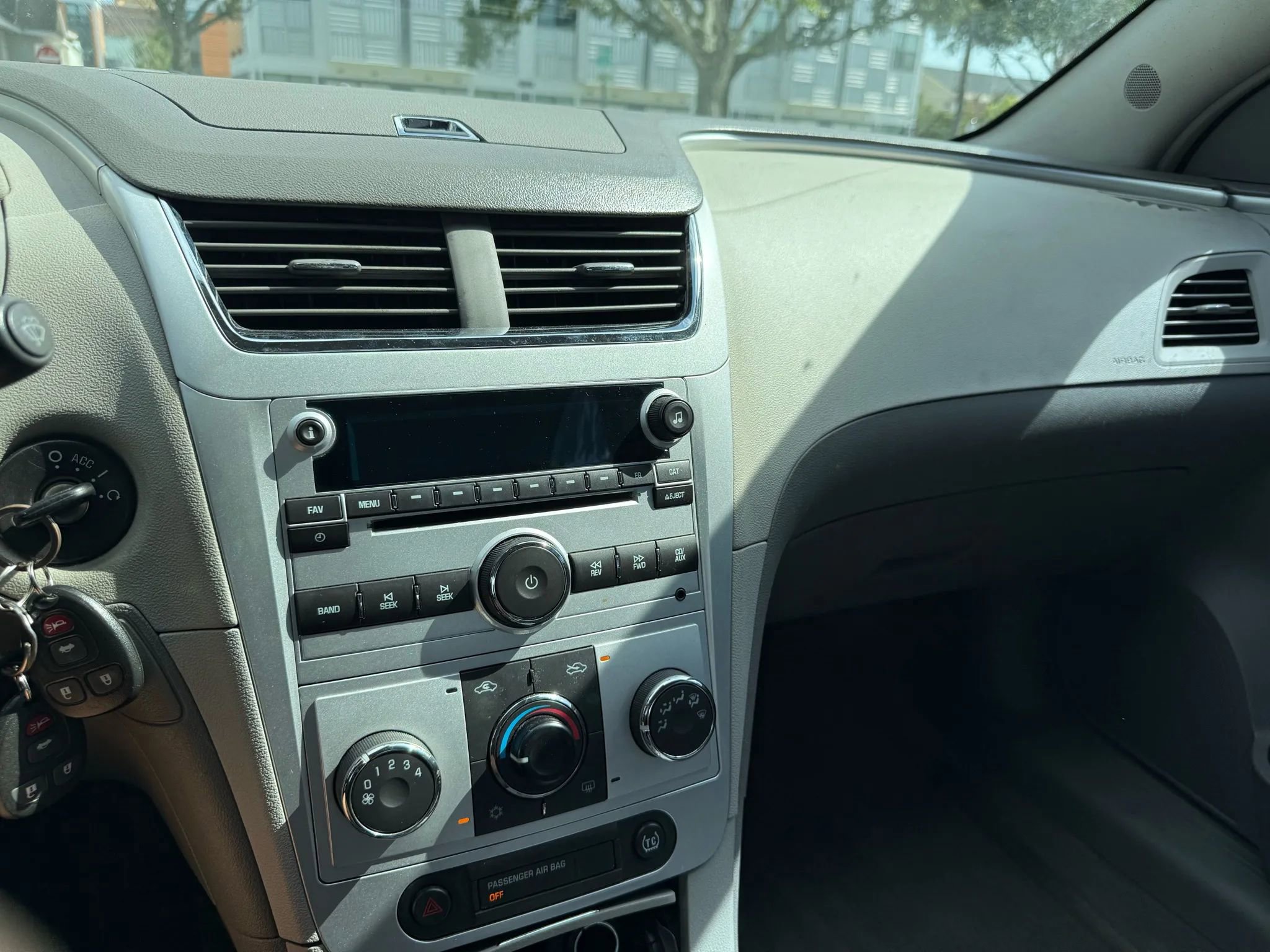 Used 2009 Chevrolet Malibu LT FWD image 11