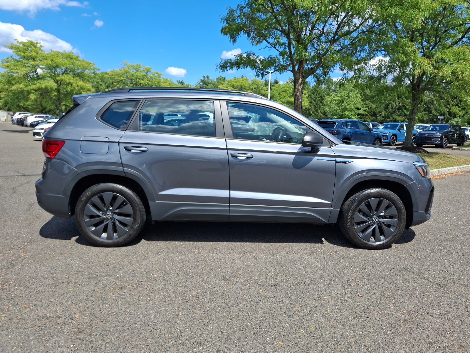 Used 2023 Volkswagen Taos S FWD image 7