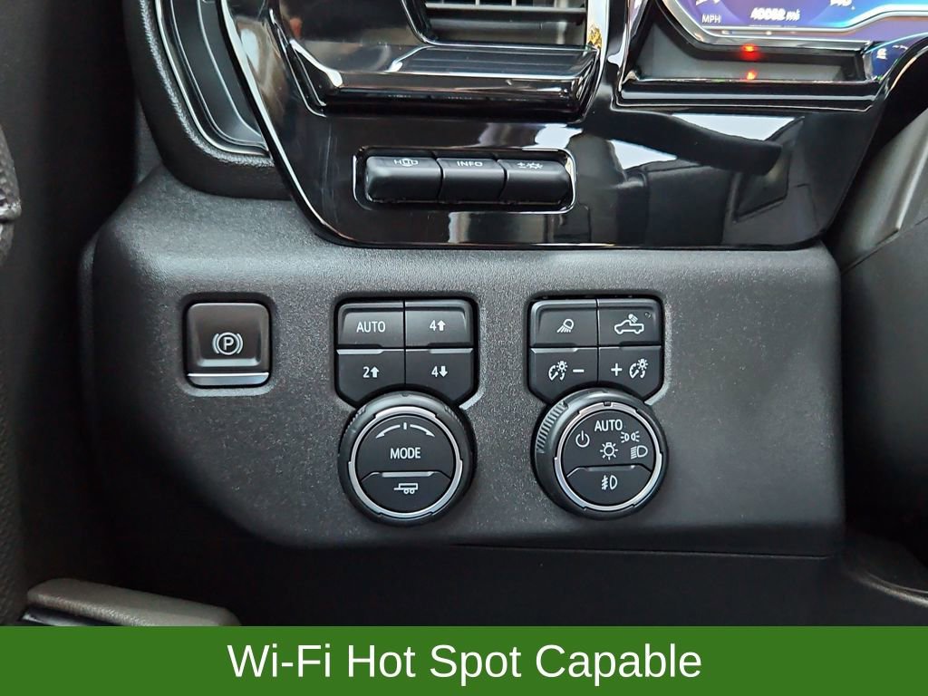 Used 2022 Chevrolet Silverado 1500 ZR2 w/ Technology Package image 15