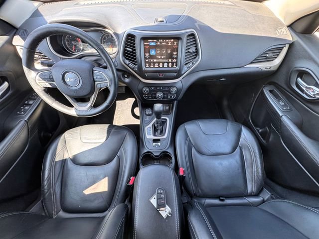 Used 2016 Jeep Cherokee Limited AWD/4WD image 2