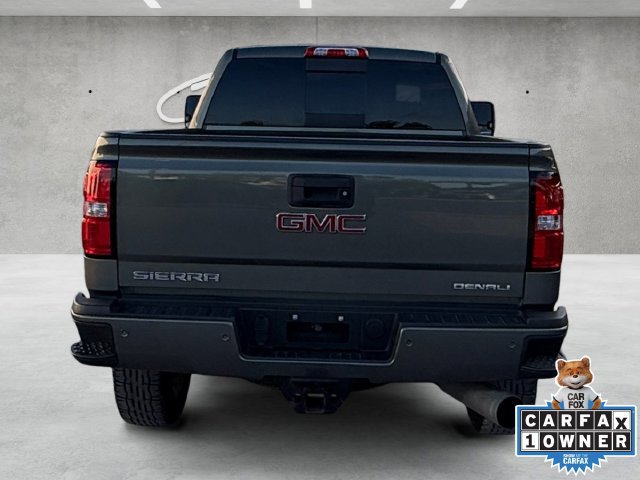 Used 2018 GMC Sierra 2500 Denali w/ Duramax Plus Package AWD/4WD image 15