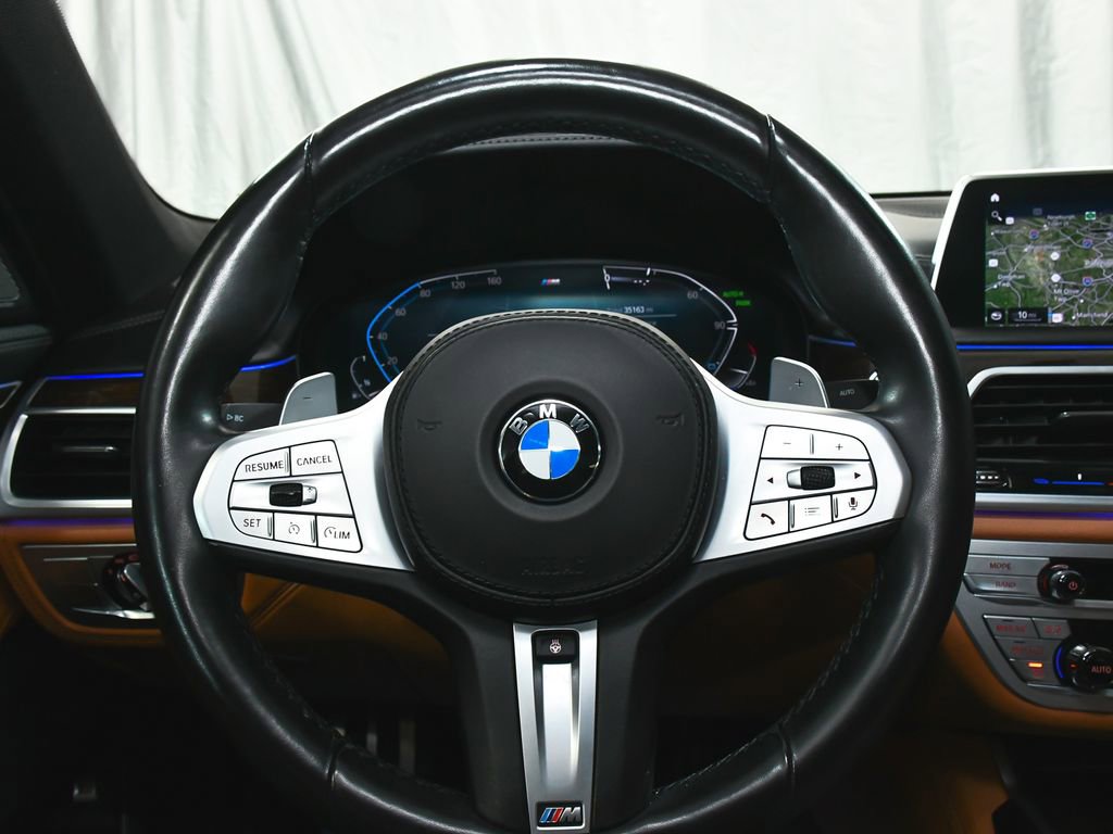 Used 2022 BMW 740i xDrive w/ M Sport Package image 43
