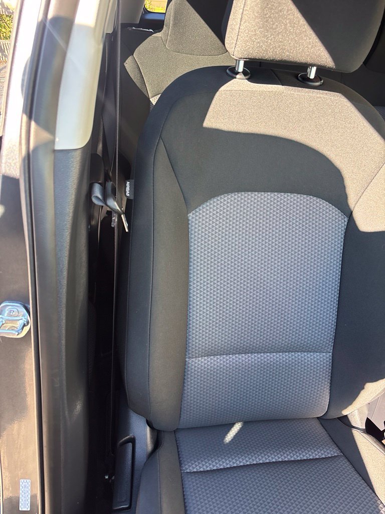 Used 2024 Kia Soul LX w/ Option Group 015 FWD image 27