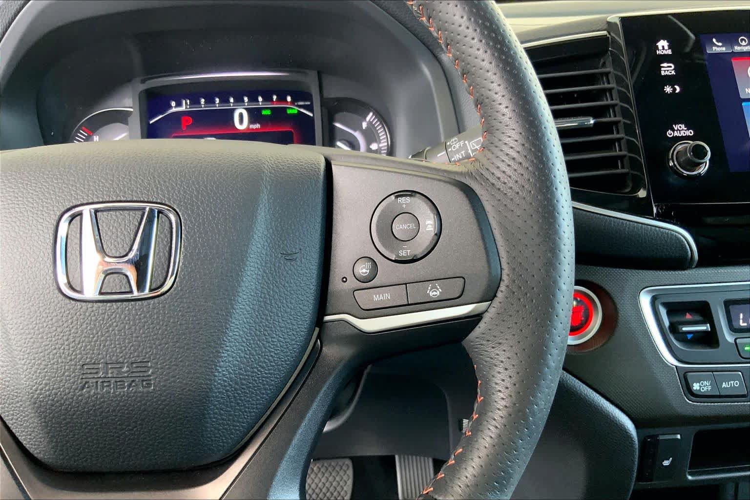 Used 2025 Honda Passport TrailSport image 25