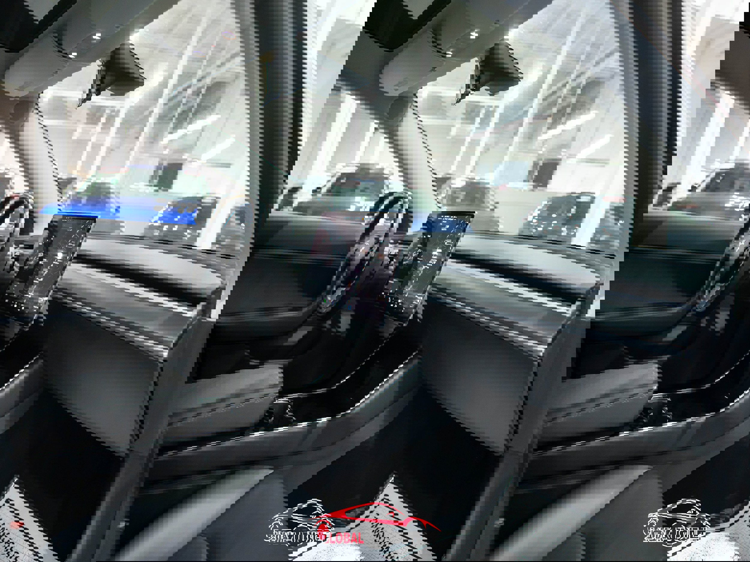 Used 2019 Tesla Model 3 Standard Range image 15