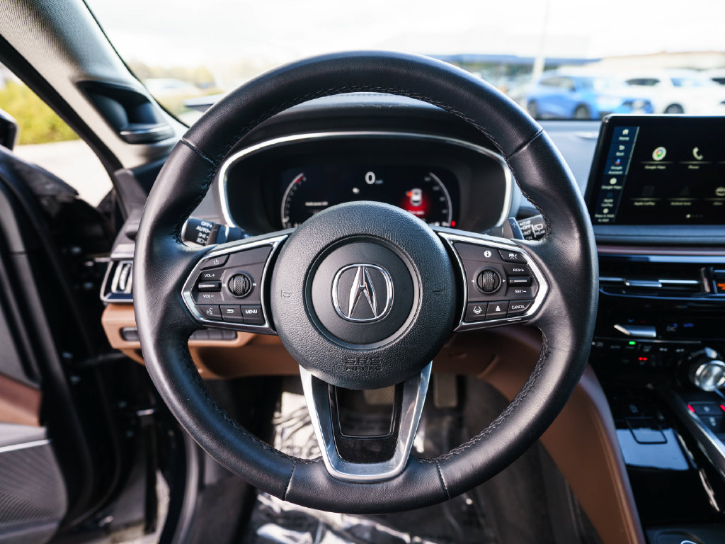 Certified 2025 Acura MDX w/ Technology Package AWD/4WD image 18