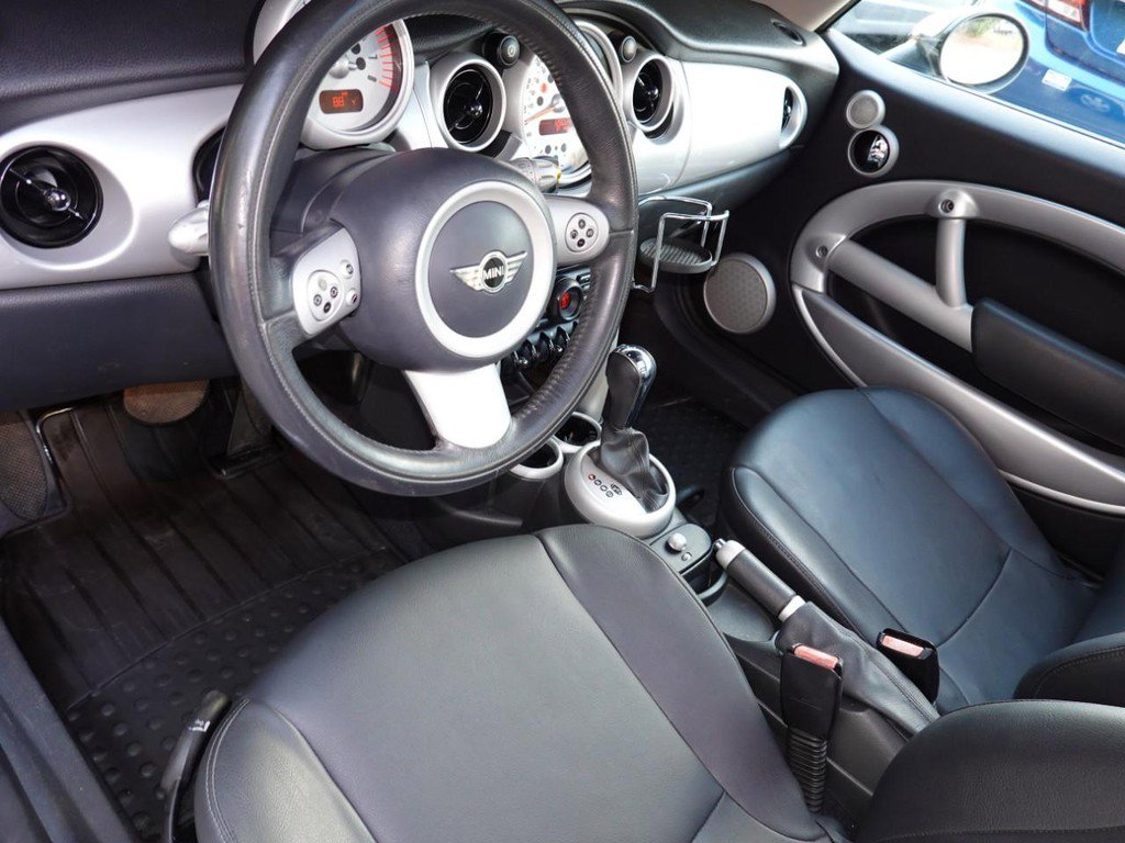 Used 2006 MINI Cooper Hardtop image 15