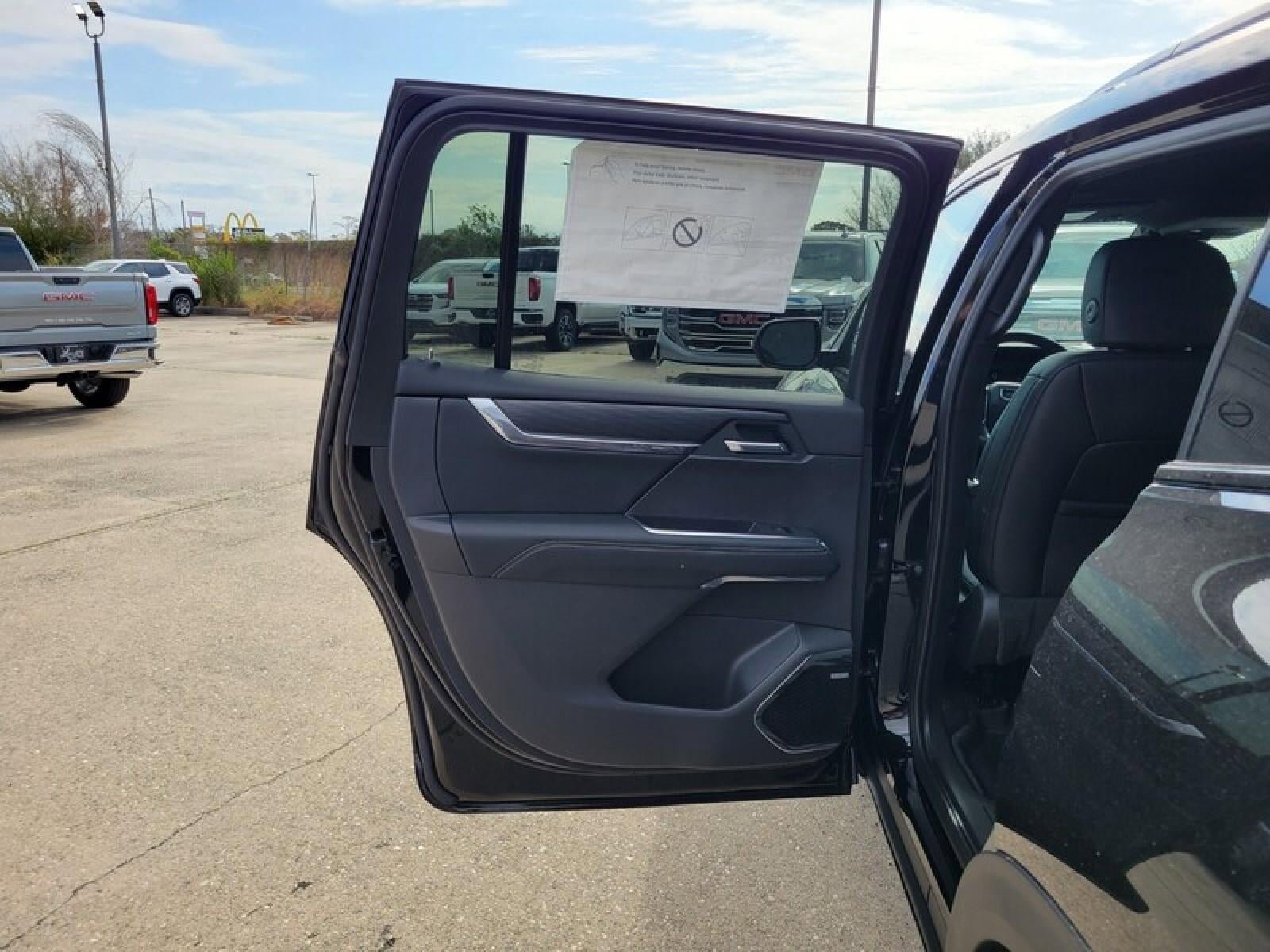 New 2026 GMC Acadia Elevation w/ Black Edition FWD image 29