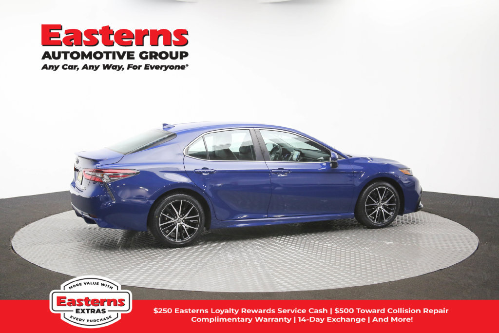 Used 2024 Toyota Camry SE FWD image 40