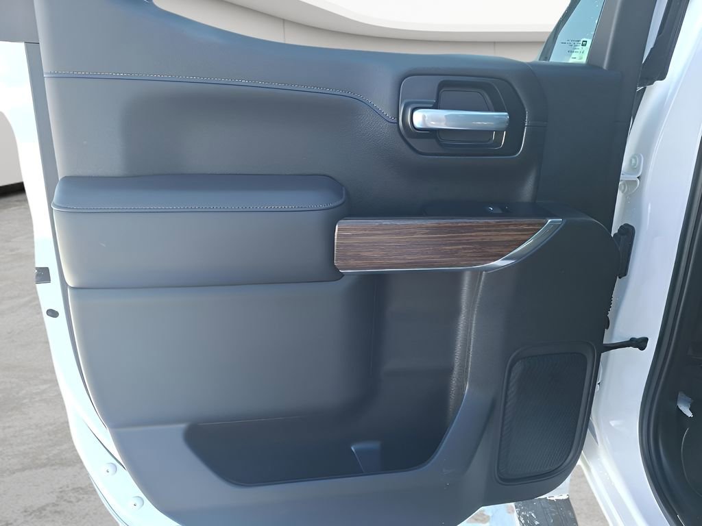 Used 2022 Chevrolet Silverado 1500 High Country image 18