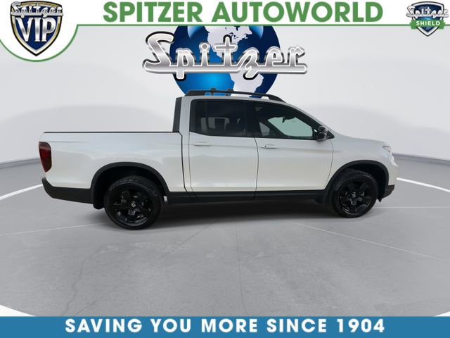 Used 2025 Honda Ridgeline Black Edition image 10
