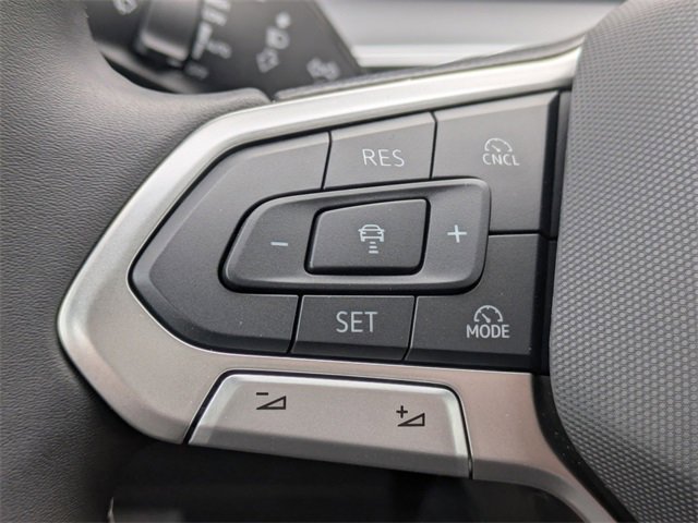 New 2026 Volkswagen Tiguan SE image 27