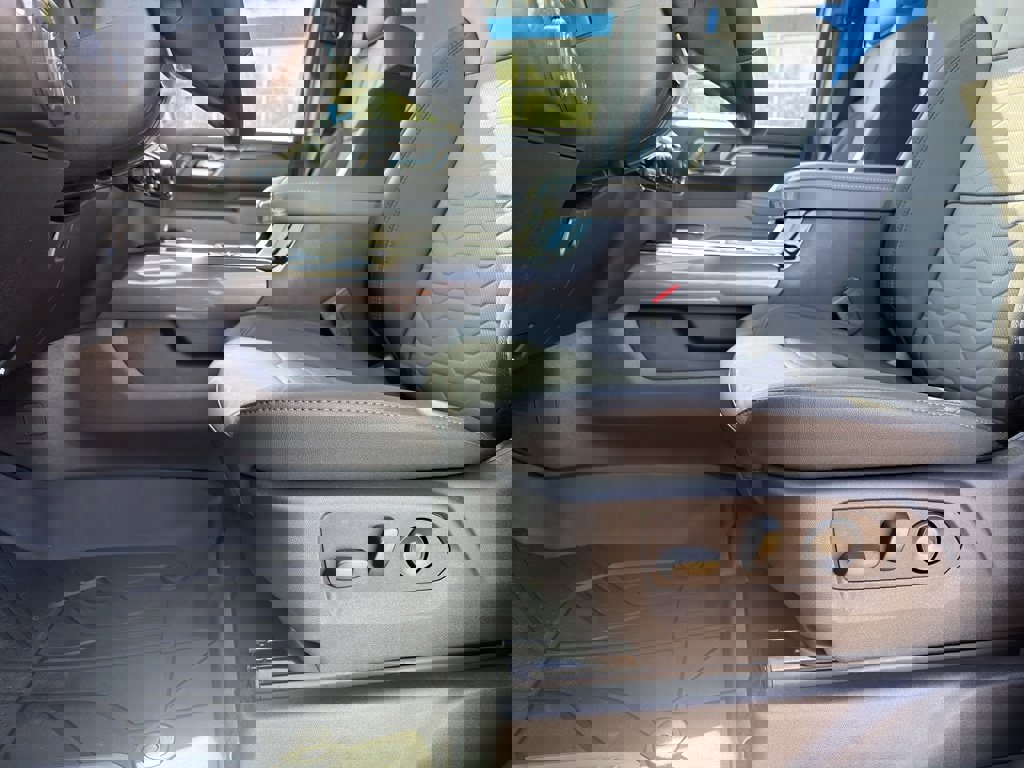 New 2026 Chevrolet Silverado 2500 ZR2 AWD/4WD image 15