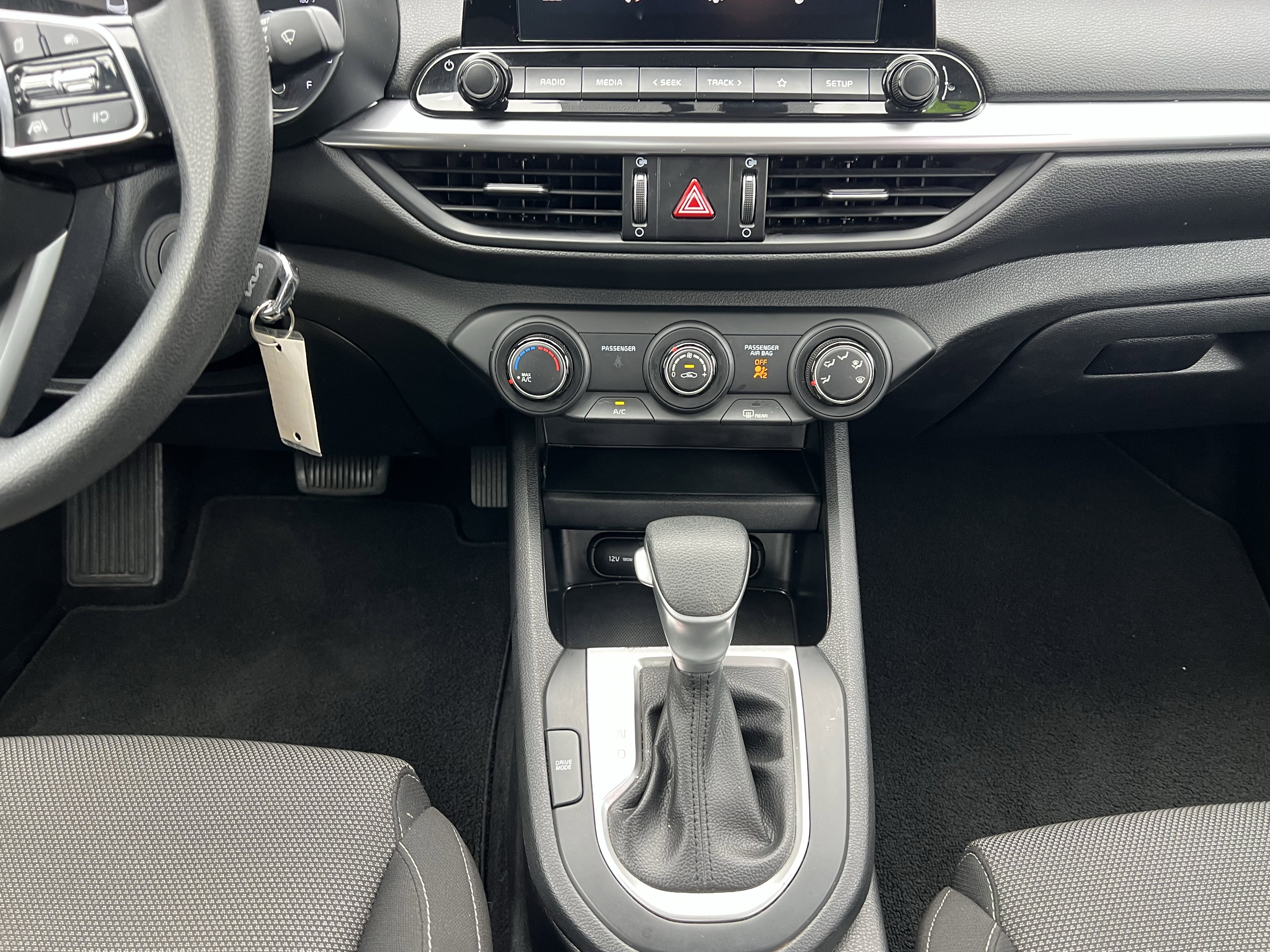 Used 2023 Kia Forte LXS image 19