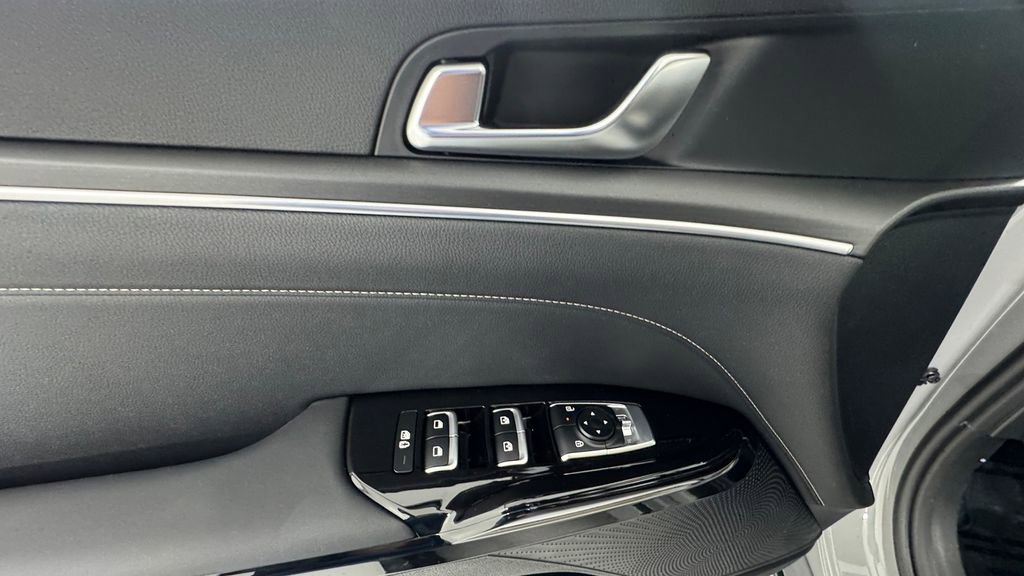New 2026 Kia K5 GT-Line image 17