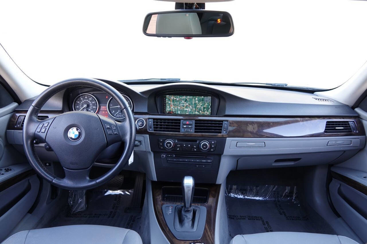 Used 2011 BMW 335d Sedan RWD image 6