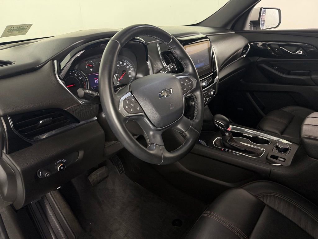 Used 2023 Chevrolet Traverse RS FWD image 22